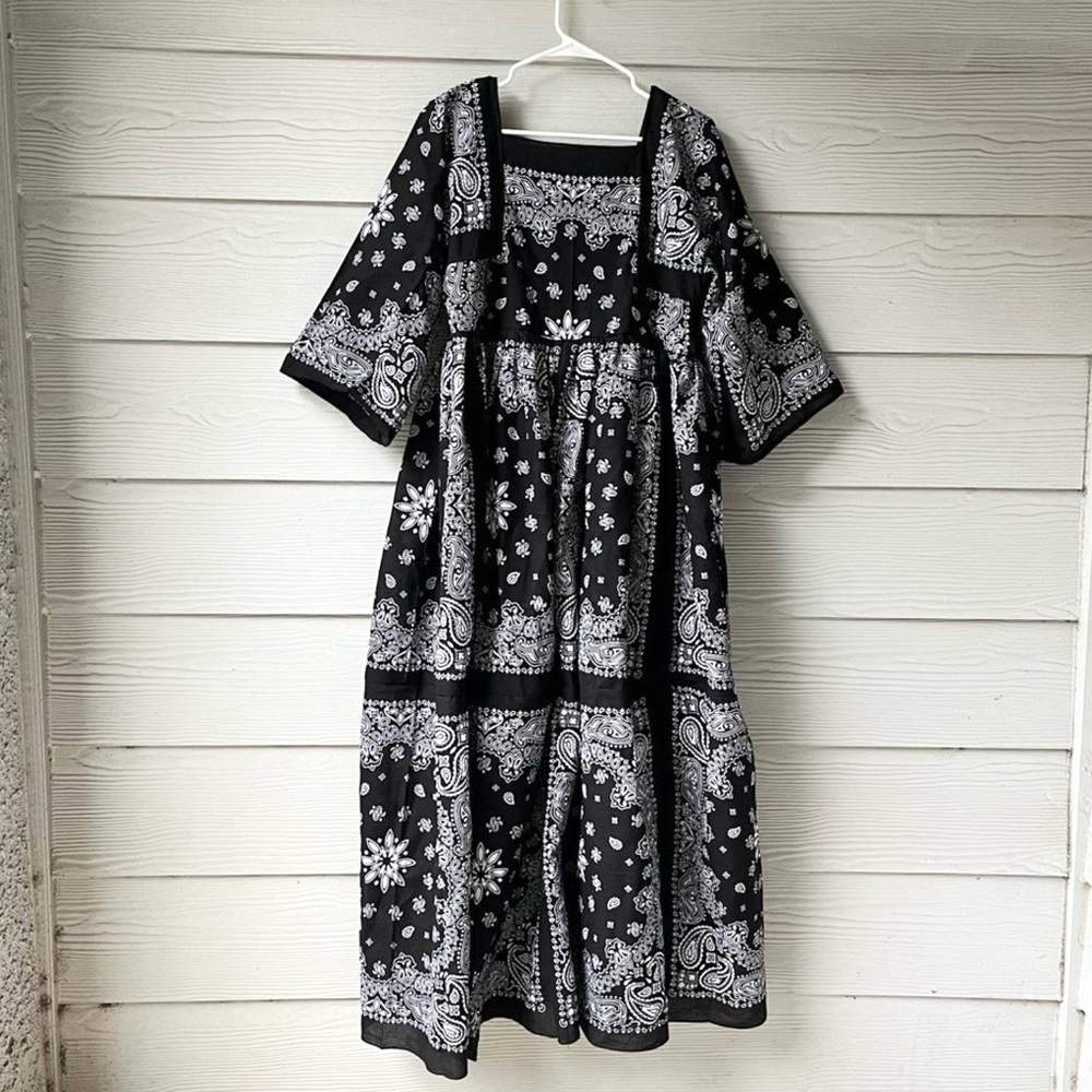 Handmade Bandana Maxi Dress in Black - Picture 3 of 11